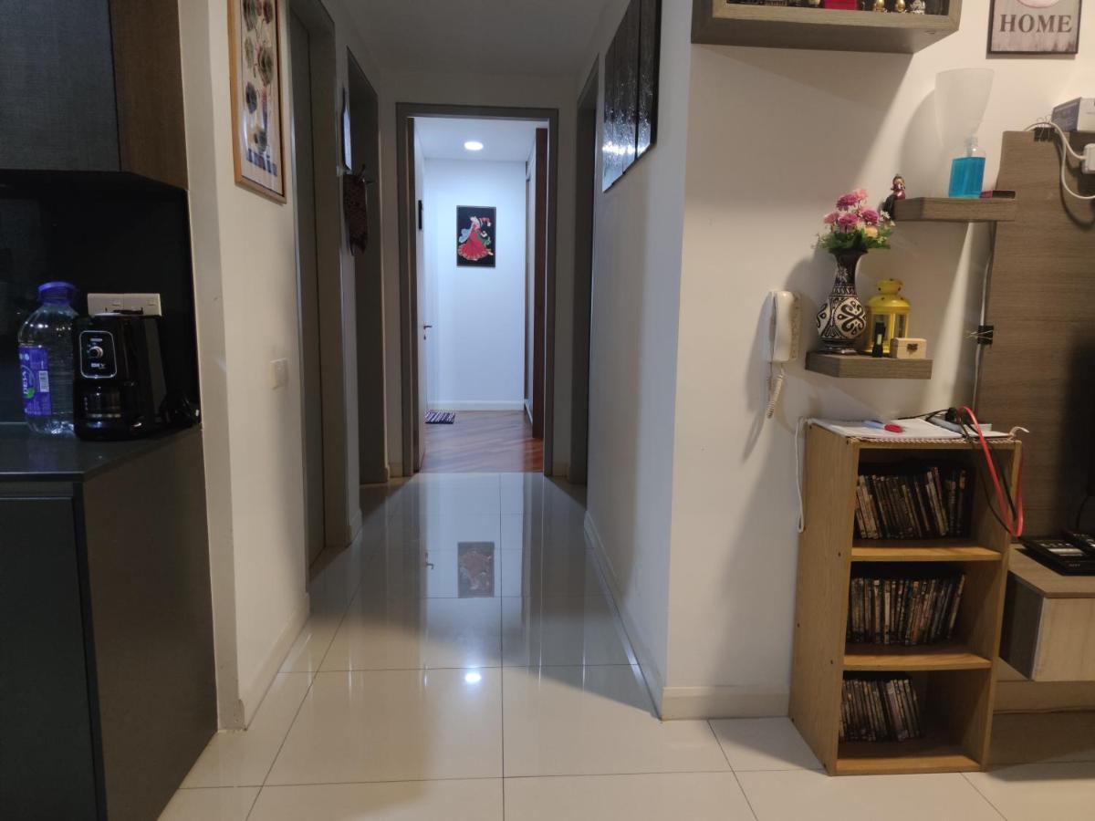 Kumkum Homestay 3 Bedroom Suite Nusajaya  Buitenkant foto